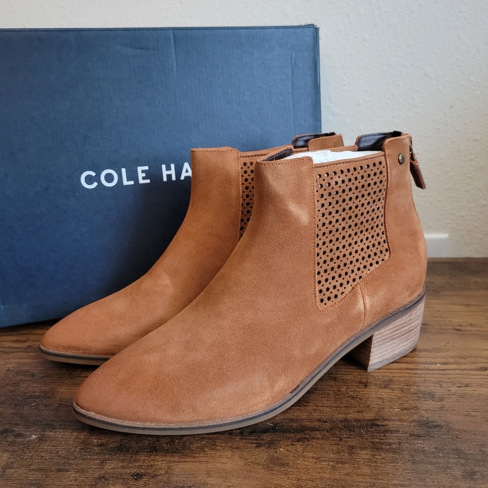 NIB Cole Haan British Tan Suede Val Bootie Size 8.5